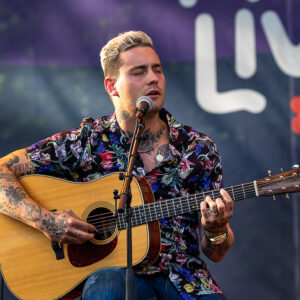 Douwe Bob @ Zuiderpark Live Den Haag