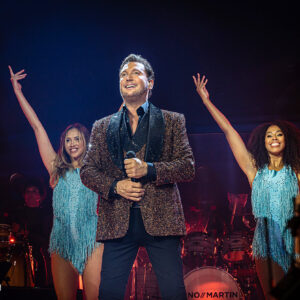 Tino Martin in Ahoy (RTM Stage)